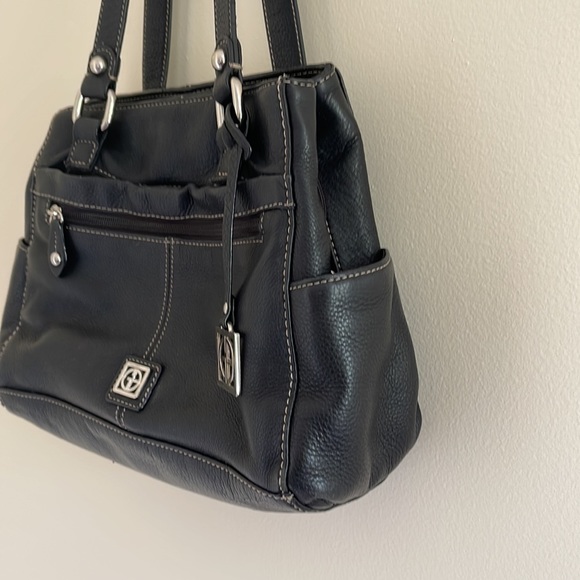 Giani Bernini Black Shoulder Purse! - Picture 8 of 13